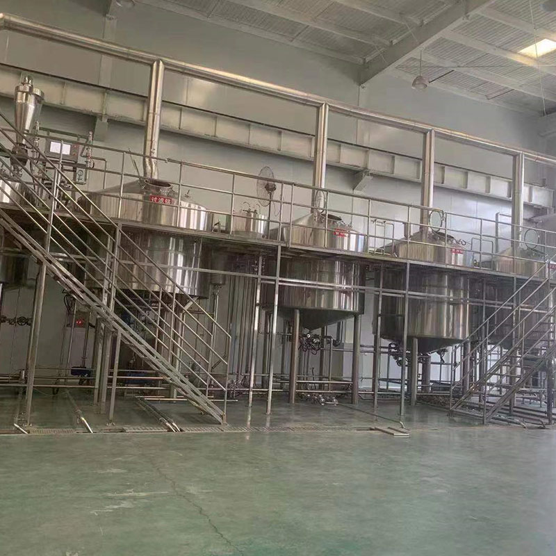 关岭精酿啤酒设备厂—平面布置、设备设计、制造、调试、培训等一条龙服务_COPY